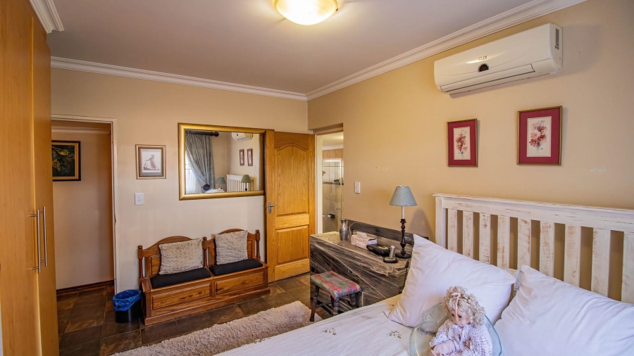 4 Bedroom Property for Sale in Deneysville Free State